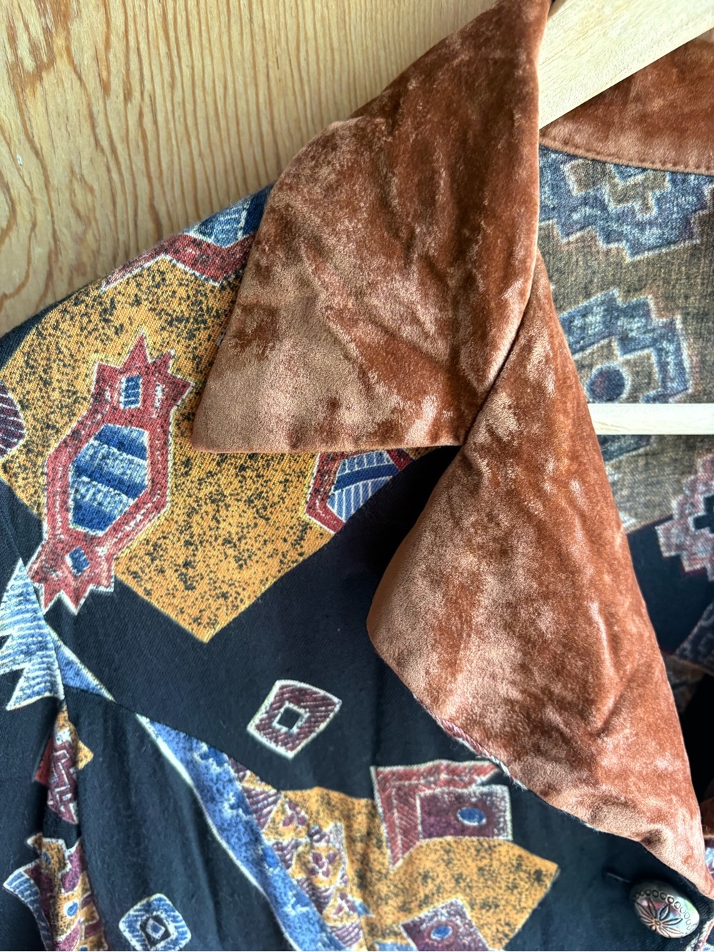 Vintage Banjo Southwestern Velvet Collar Blouse | Boho Western Button Down | M - Picture 7 of 7